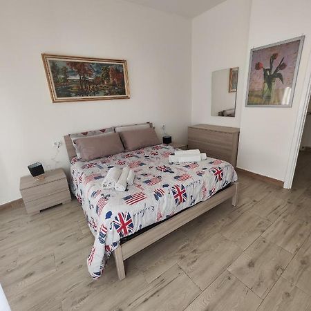 Appartamento C&Y Torelli 1 Novara Buitenkant foto