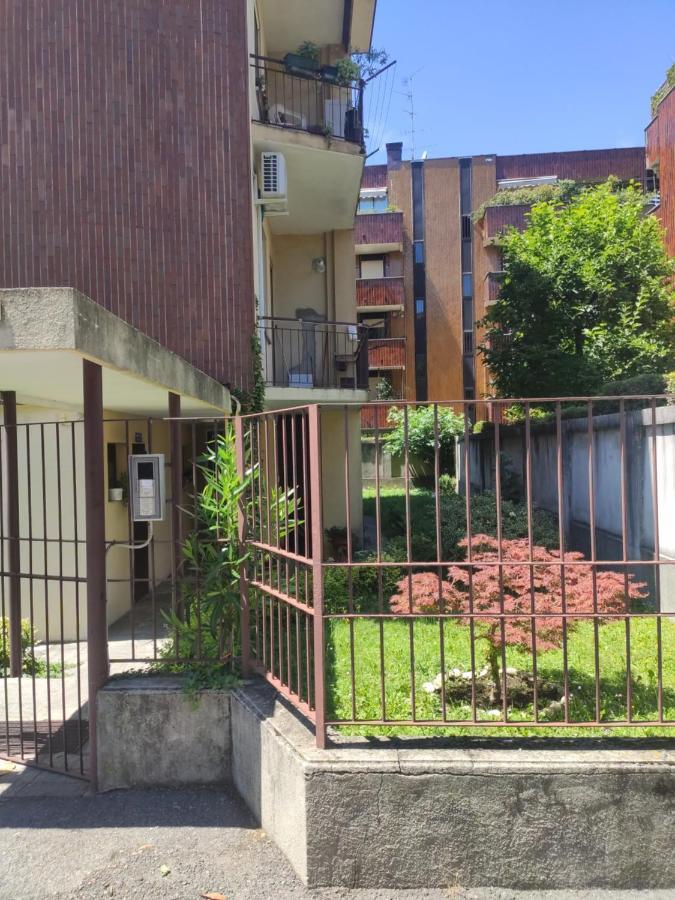 Appartamento C&Y Torelli 1 Novara Buitenkant foto