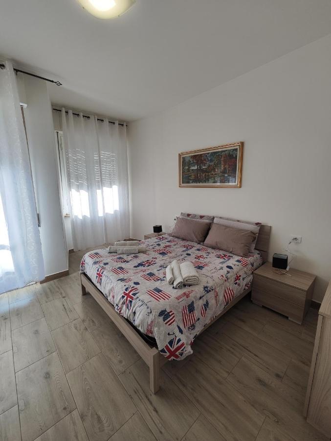 Appartamento C&Y Torelli 1 Novara Buitenkant foto